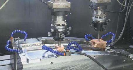 鵬準(zhǔn)模具 以工匠精神雕琢產(chǎn)業(yè)之美，以精益品質(zhì)鑄就鋼材標(biāo)桿